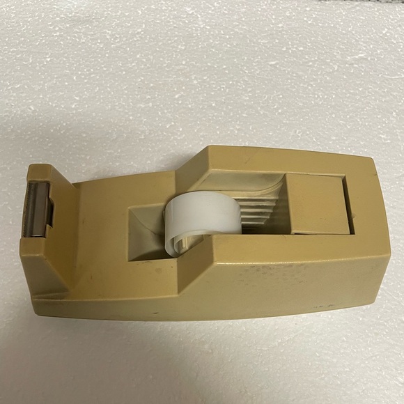 EUC Vintage Heavy Duty Beige Scotch 3M Weighted Tape Dispenser - Picture 4 of 12